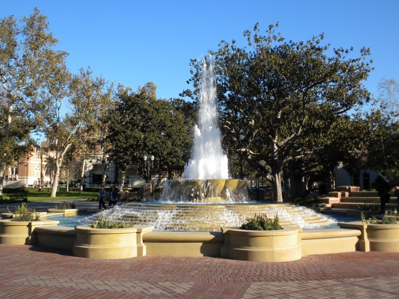 2012 USC Hahn Plaza Fountain