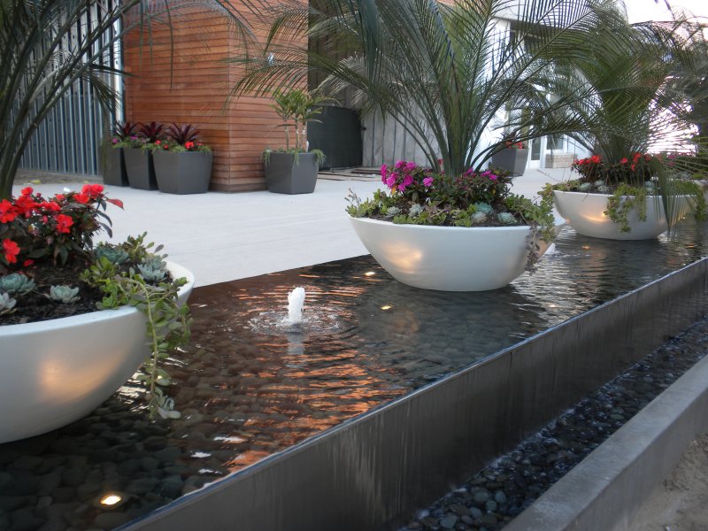 2015 The Point, El Segundo, Rectangle Fountain