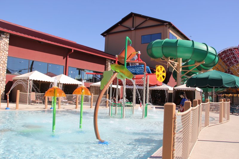 2016 Great Wolf Lodge Outdoor Play Pool